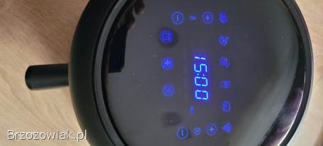 Frytkownica beztłuszczowa.  Nowa