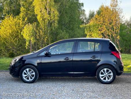 Opel Corsa 1.  4 lift 2014