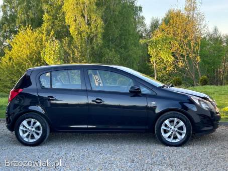 Opel Corsa 1.  4 lift 2014