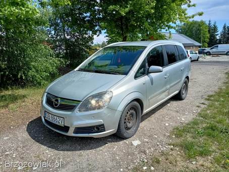 Opel Zafira 1.  9CDTI 120km 07 2007
