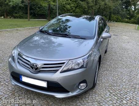 Toyota Avensis T27 2012