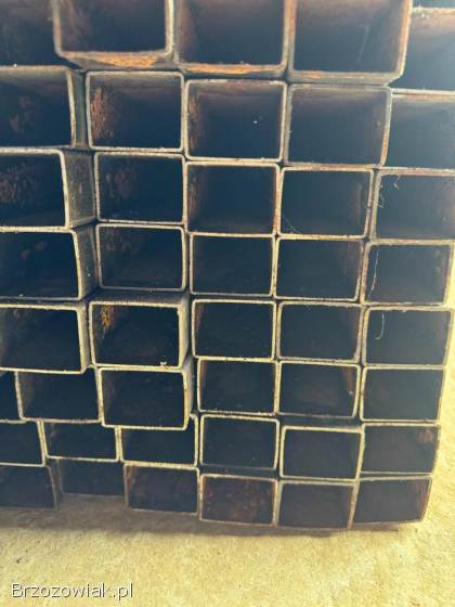 Słupki ogrodzeniowe