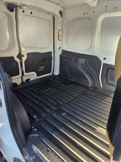 Nissan NV250 / Renault Kangoo 1.  5dCi 115KM Klima
