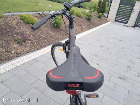 Sprzedam rower crossowy Kellys Clea 10,  bardzo dobry stan,  mało używany!