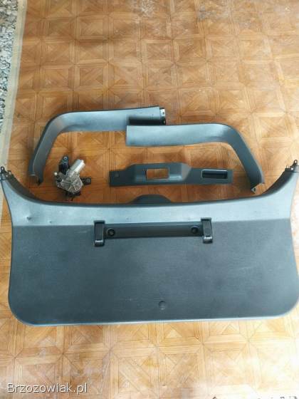 Tylna klapa Opel Astra H kombi