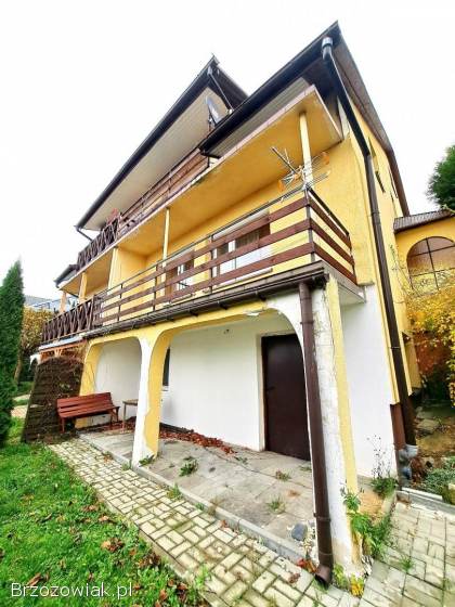 NOWA CENA Dom mieszkalny,  połowa bliźniaka na działce 6,  93 ar w Sanoku