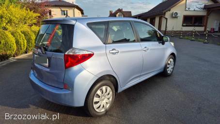 Toyota Verso S 1.  33 VVT-i Comfo 2011