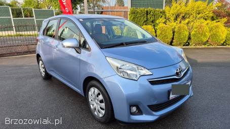 Toyota Verso S 1.  33 VVT-i Comfo 2011