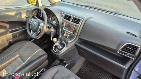 Toyota Verso S 1.  33 VVT-i Comfo 2011