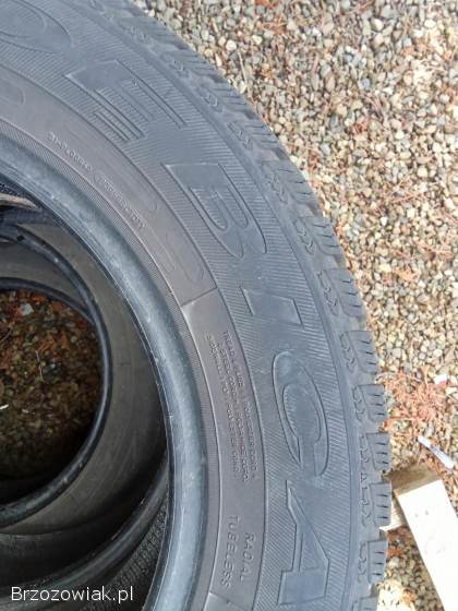 Sprzedam opony zimowe 195 65 15