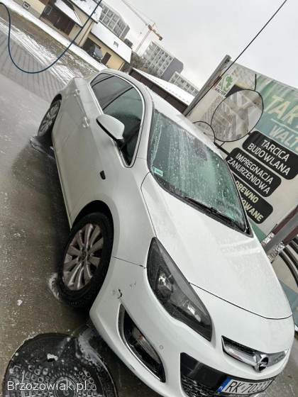 Opel Astra J 2013