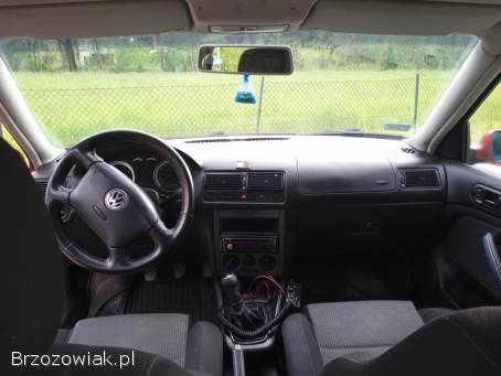 Volkswagen Golf 2004