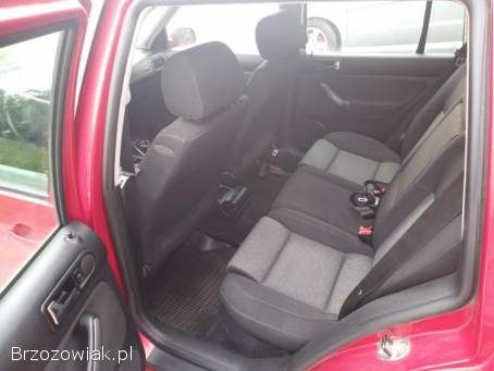 Volkswagen Golf 2004