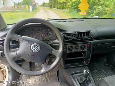 Volkswagen Passat 1.  9TDI 90 km 99r 1999