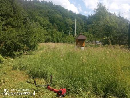 Koszenie traw kosą spalinową