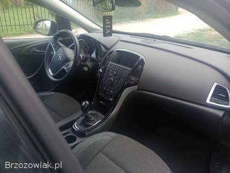 Opel Astra 2015