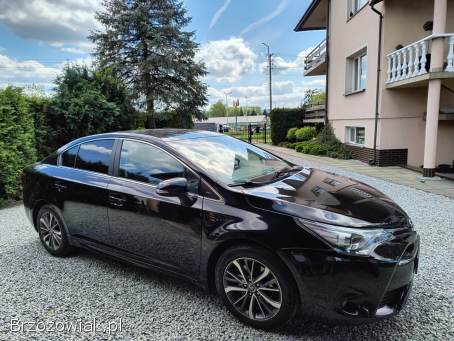 Toyota Avensis T27 2015