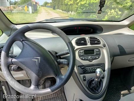 Citroën Xsara Picasso 1.  6HDI 90km 06r 2006