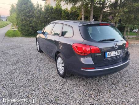 Opel Astra 2013