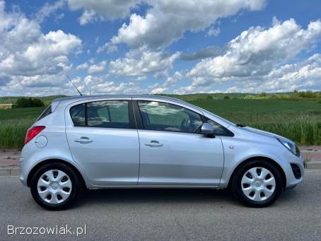 Opel Corsa 1.  4B 101km 2014