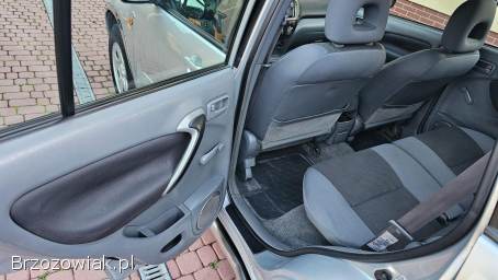 Toyota RAV4 2.  0D4D 116 4X4 2002