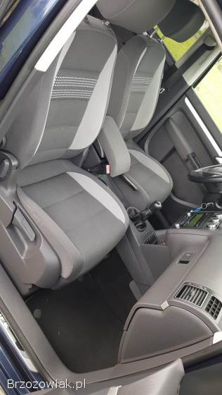 Volkswagen Touran Lift Life 5os.   2013