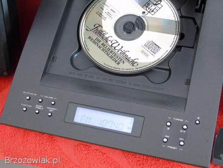 Wieża Sharp pilot CD AUX kolumny.  DOSTAWA.