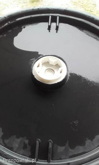 Beczka plastikowa 250l spożywcza z kranikiem