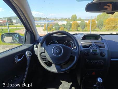 Renault Megane II 2.  0i 2006
