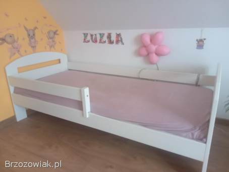 Łóżko drewniane 180x80 wraz z materacem