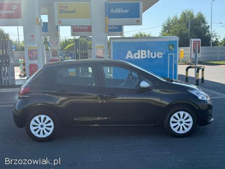 Peugeot 208 1.  0 2015