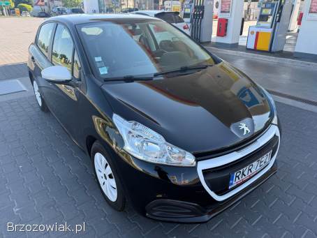 Peugeot 208 1.  0 2015