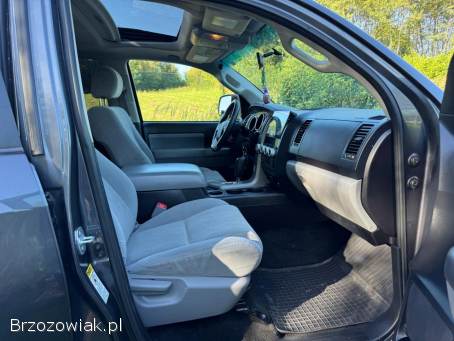 Toyota Sequoia 5,  7iV8 381KM 4x4 2017