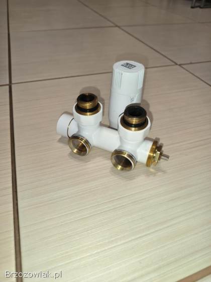 ZAWÓR GRZEJNIKOWY KĄTOWY TERMOSTATYCZNY