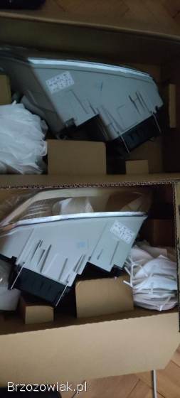 Reflektory przednie nowe Skoda Octavia 2