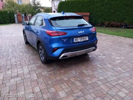 Kia Cee'd Xceed 1.  5 Turbo  2022