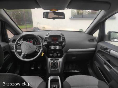 Opel Zafira II 2010