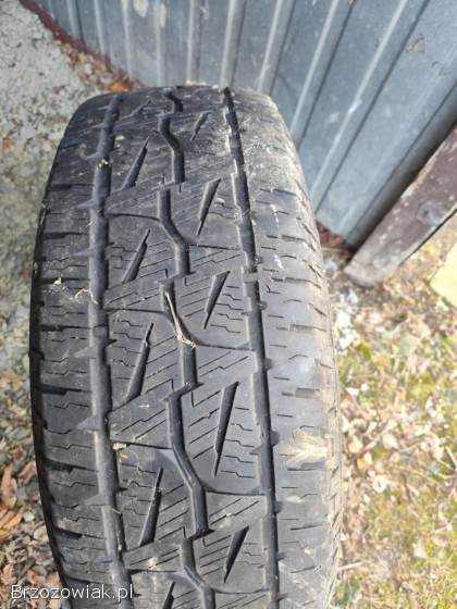 Sprzedam opony r17 256/70