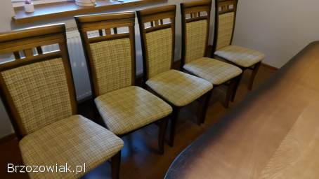 Stół drewniany plus 12 krzesł
