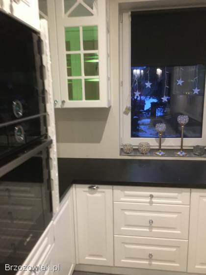 Meble kuchenne na wymiar od projektu do montazu
