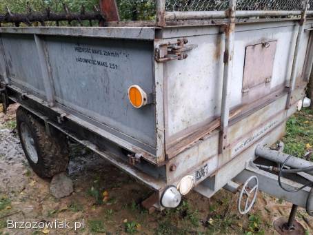 Rozrzutnik obornika polski 1 osiowy 2,  5 tony