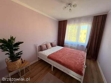 Mieszkanie Krosno 80 m2.  4 pokoje.