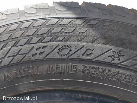 OPONY NOKIAN 225865/16 C