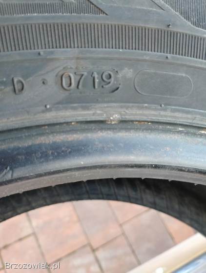 OPONY NOKIAN 225865/16 C