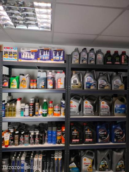 Sklep motoryzacyjny -  zakuwanie węży