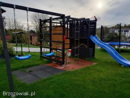 Plac zabaw ninja huśtawka domek ścianka wspinaczkowa tanio