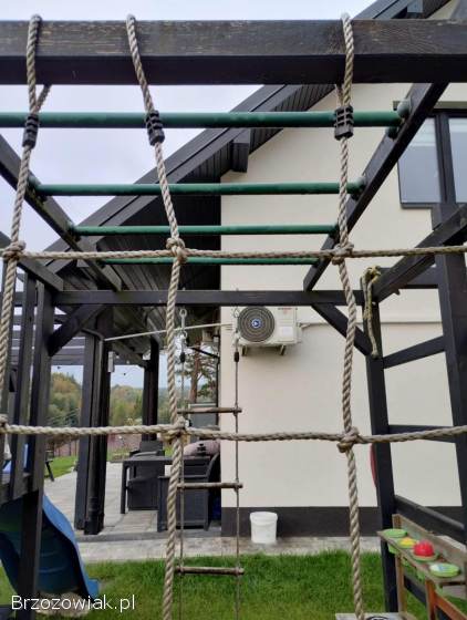 Plac zabaw ninja huśtawka domek ścianka wspinaczkowa tanio