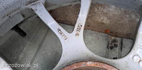 Felgi Borbet BS 16 cali 4x114,  3 na prawie nowych oponach zimowych