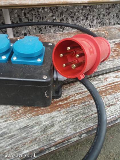 Przejściówka adapter przedłużacz rozdzielnica 32a 230v