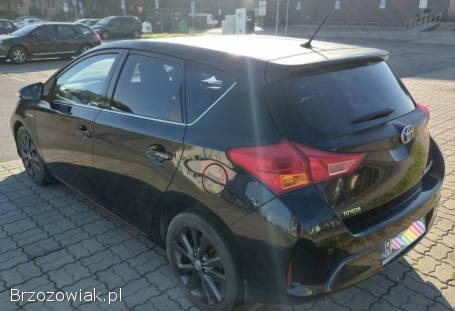 Toyota Auris Prestige 2014